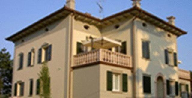 Hotel La Maddalena Quattro Castella Kültér fotó